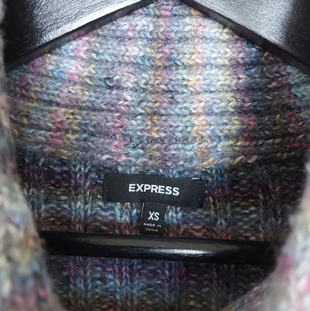 Express Sweater🛍 - Picture 5 of 10